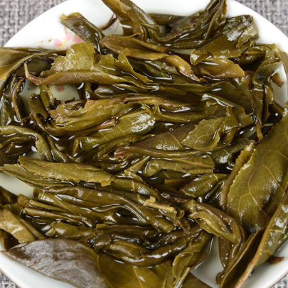 批发云南普洱茶 老班章古树 黄金叶 龙珠 普洱生茶老茶 500g图3